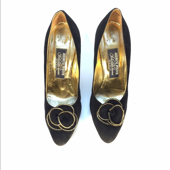 Andrea Pfister Saks 5th Ave black suede pumps, 7