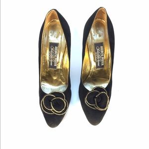 Andrea Pfister Saks 5th Ave black suede pumps, 7