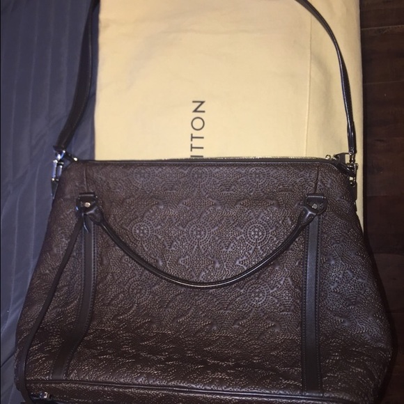 New Louis Vuitton Ixia MM Antheia Choco Hobo - Picture 4 of 4