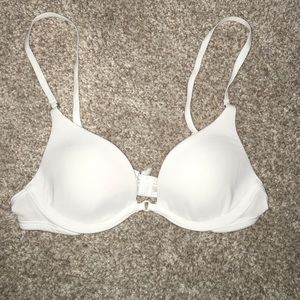 Gilly Hicks Lightly Lined Bra