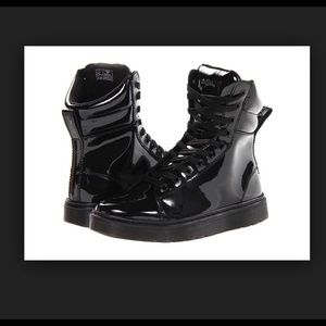 Dr  Marten Patent Black Boots