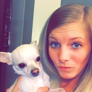 Meet your Posher, Ashleigh