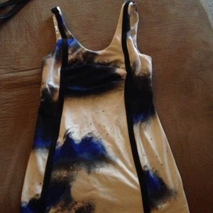 Lululemon workout tank. Size 4.