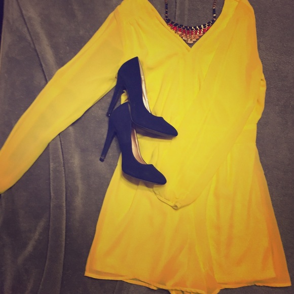 *REDUCED * Yellow Romper