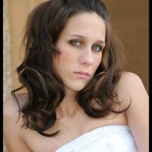 Meet your Posher, Ana