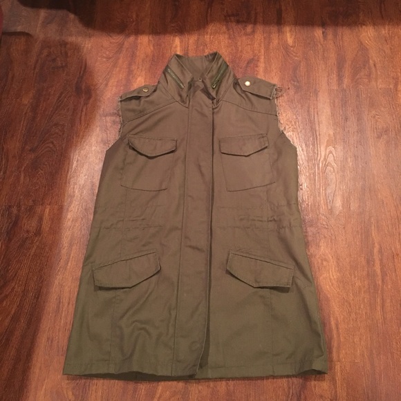Military inspired vest