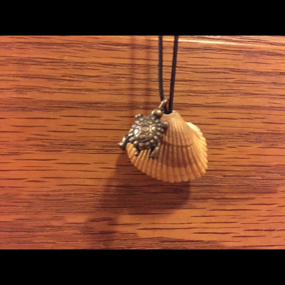 Sea-Shell Turtle Necklace