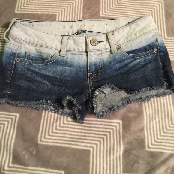 Size:2 Brand:American Eagle shorts