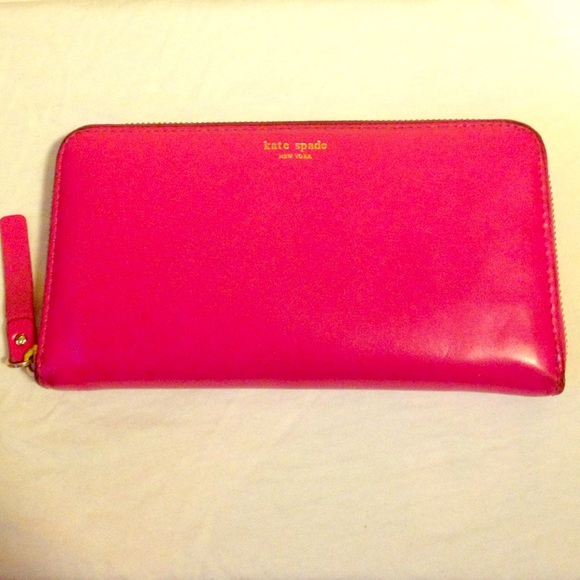 Kate Spade Pink Wallet