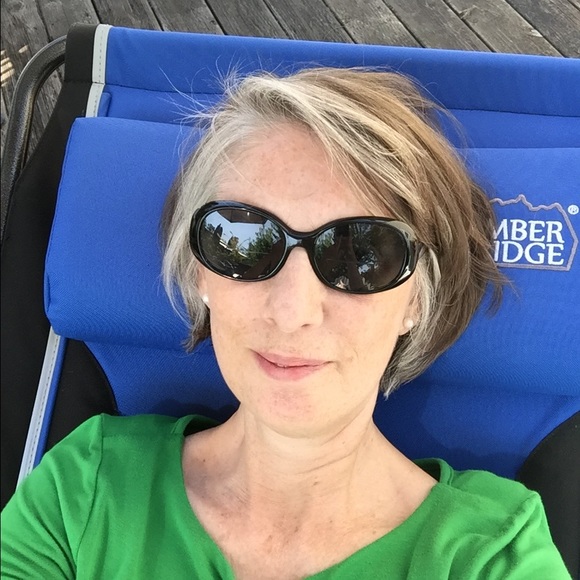 Meet your Posher, Cathy