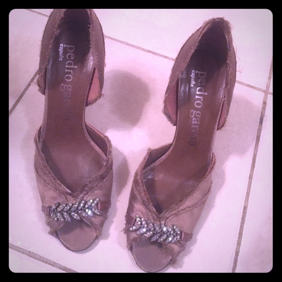 Pedro Garcia heels