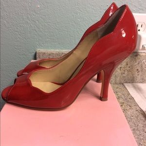 Nina Red Pumps
