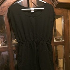 Black dress with pockets