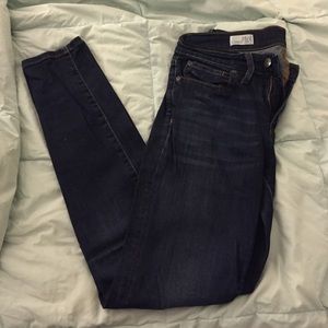 Gap  skinny legging jeans ( 26 waist / size 2)