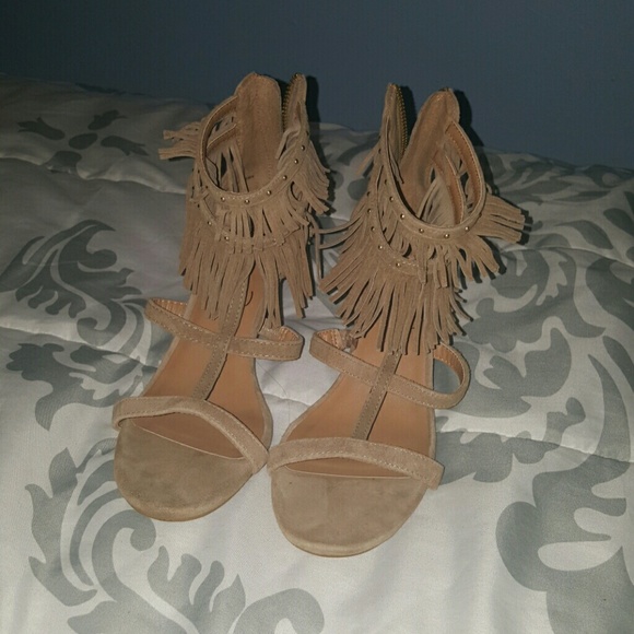 Jessica Simpson heels