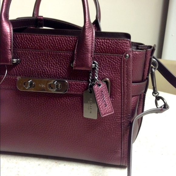 Coach Handbags - Coach Swagger