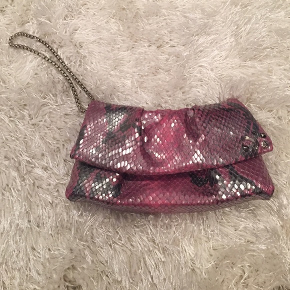 Henri Bendel wristlet in pink snake - Picture 1 of 2
