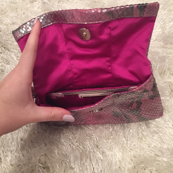 Henri Bendel wristlet in pink snake - Picture 2 of 2