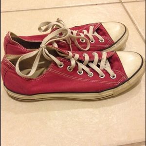 Red converse
