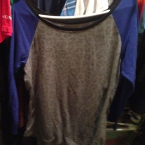 American eagle half sleeve shirt