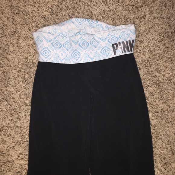 pink yoga pants