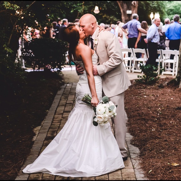 Meet your Posher - Picture 2 of 4