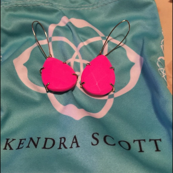 Kendra Scott Hot pink earrings