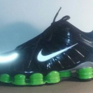 NIke SHOX original online price 180.00