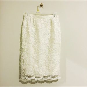 Vintage Fitted Ivory Cream Lace Overlay Skirt