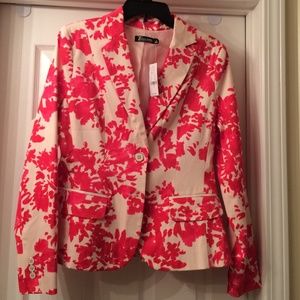 FABULOUS, tailored Blazer!!