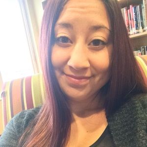 Meet your Posher, Elizabeth