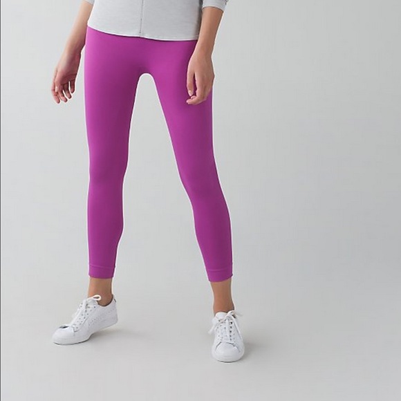 Lululemon zone in crops