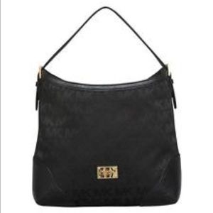 Michael Kors Millbrook (LG) black bag