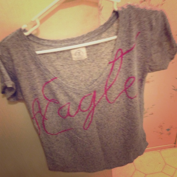American eagle short sleeved shirt. - Picture 1 of 2