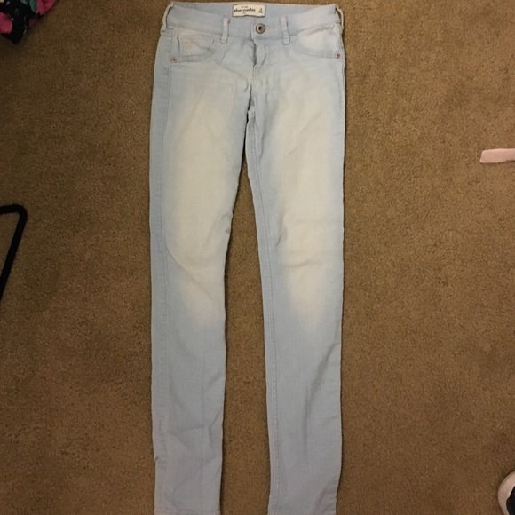 Abercrombie light wash skinny jeggings