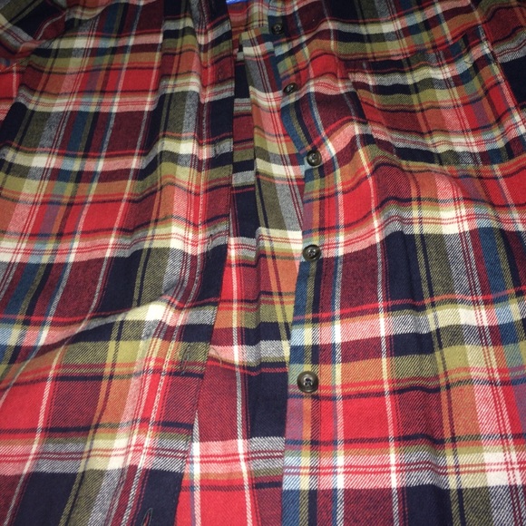 NWOT Forever21 long sleeve button up flannel shirt - Picture 2 of 3