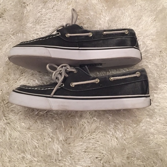 Wash out black sperrys slightly worn - Picture 2 of 3