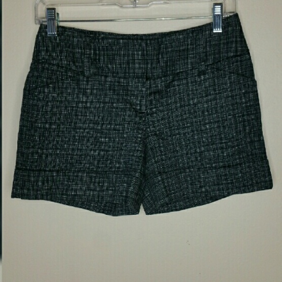 *EXPRESS* CHECKERED SHORTS