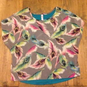 Peacock pattern silky top