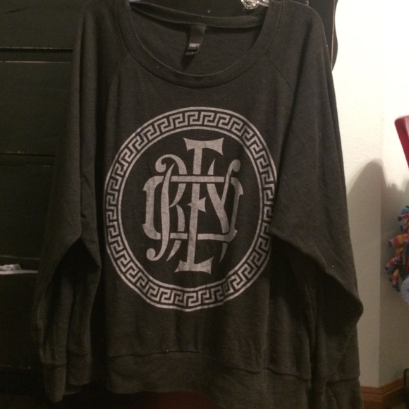 Obey sweatshirt