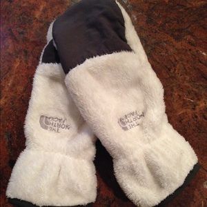 White fleece mittens