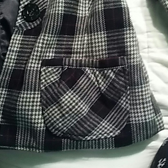 Jacket - Picture 4 of 4