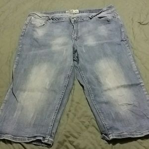 Zana Di Jean Capri Womens Size 22