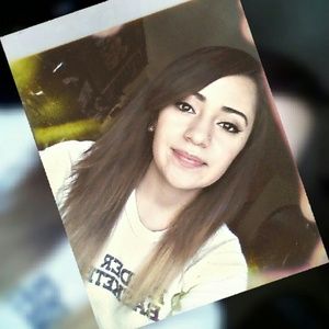 Meet your Posher, Dalia