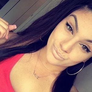 Meet your Posher, Mariana