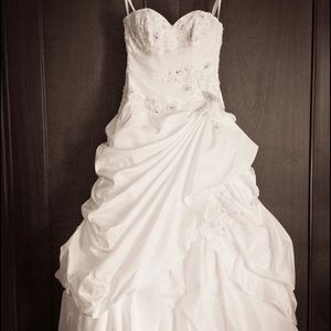 Wedding dress
