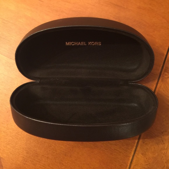 Michael Kors sunnies case - Picture 2 of 2