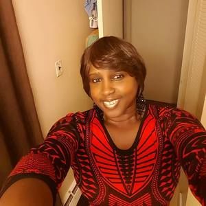 Meet your Posher, Gloria