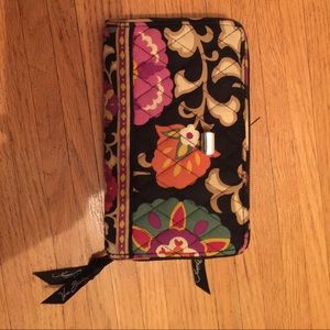 Vera Bradley wallet