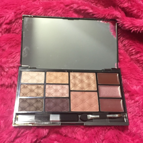 Eyeshadow/Blush/Lipgloss